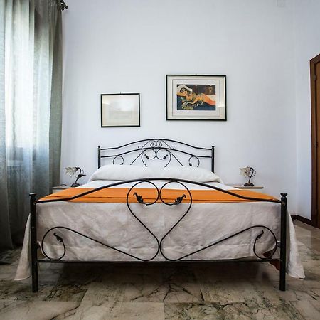 La Porta Di Mare B&B Нардо Экстерьер фото